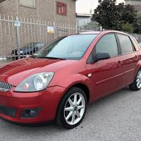 Ford Fiesta 1.4 16V 3p. Ghia Euro 4 ok neopatentat
