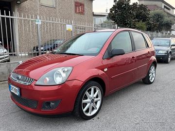 Ford Fiesta 1.4 16V 3p. Ghia Euro 4 ok neopatentat