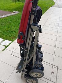 PASSEGGINO ROSSO CHICCO CHIIUSURA A OMBRELLO