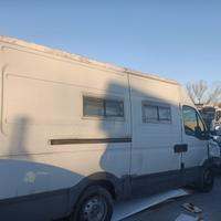 Iveco Daily Ecogas del 2013, CAMPER - incidentato