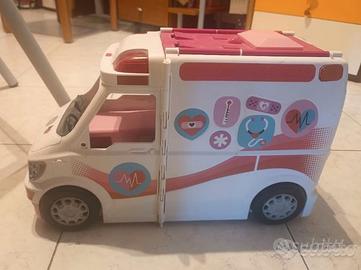 Ambulanza e camper di barbie