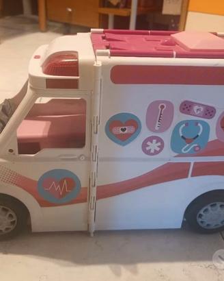 Ambulanza e camper di barbie