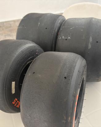 Gomme kart maxxis rosse