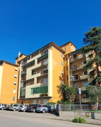 4 LOCALI A SCANDICCI