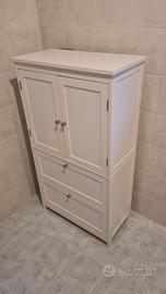 mobile multiuso con cassetti e ante. 