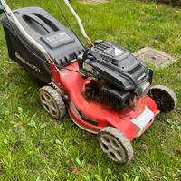 Tagliaerba a scoppio