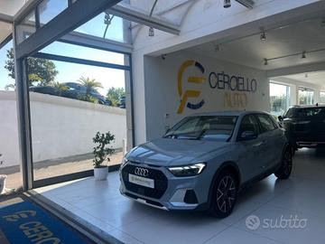 AUDI A1 allstreet 25 TFSI Admired tua da €239,00