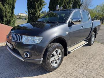 Mitsubishi L200 2.5 DI-D/178CV CC Intense Tender C