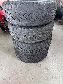 Gomme invernali 215/60 R16