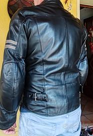 giubbotto pelle per moto 