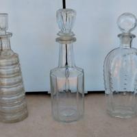Bottiglie in vetro lavorato