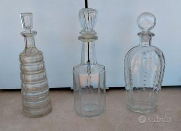 Bottiglie in vetro lavorato