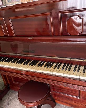 pianodorte a muro marca DAVENDER
