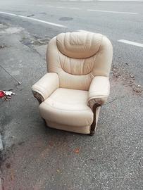 Poltrona in vera pelle