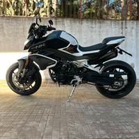 Cf moto 800 nk