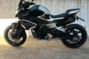 Cf moto 800 nk