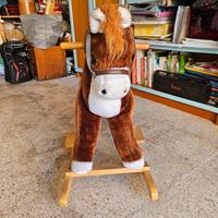 cavalluccio a dondolo