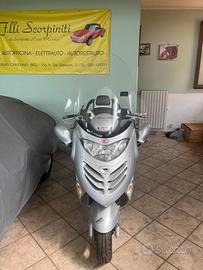Kymco Grand Dink 250