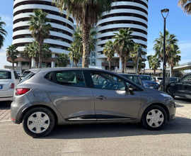 Renault clio gpl adatta neopatentati