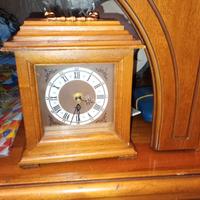 Orologio da tavolo da camino in legno di noce