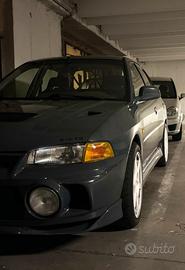 Mitsubishi lamcer evo 4