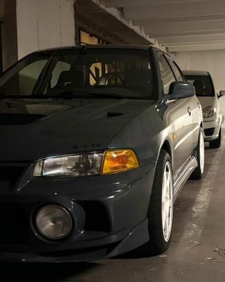 Mitsubishi lamcer evo 4