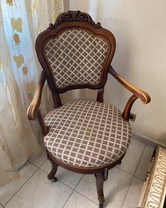 Poltrona sgabello e tavino