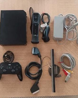 Console Nintendo Wii nera con accessori e pad