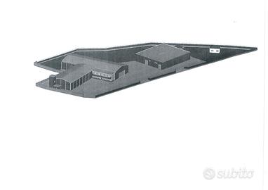 Ampio capannone comodo all'Autostrada