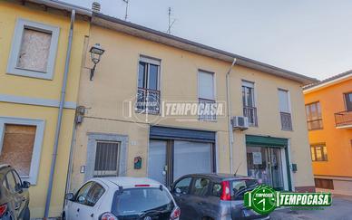 Locale Commerciale a Motta Visconti 2 locali