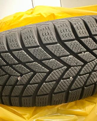 4 Gomme invernali 185/60R - 15