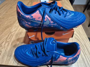 Scarpe da calcio Nike nuove 