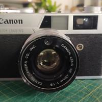 Canon vintage con obiettivo 