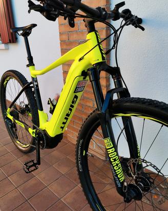 Giant Fathom Pro 2019