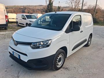 TOYOTA PROACE - AUTOCARRO 2 POSTI - FIAT DOBLO'