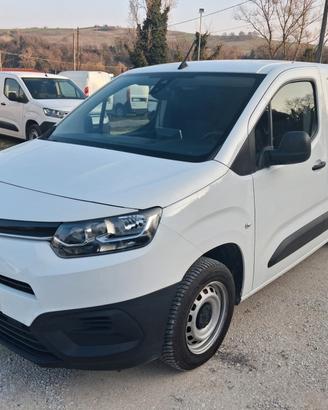 TOYOTA PROACE - AUTOCARRO 2 POSTI - FIAT DOBLO'