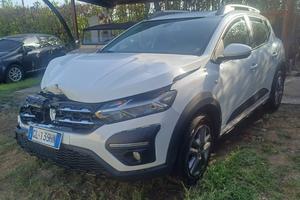 Dacia Sandero incidentata del 2023