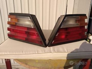 fanali anteriori e posteriori mercedes