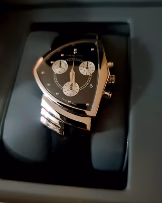 orologio Hamilton Ventura Chrono quadrante nero 
