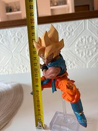 Action figure dragonball goku