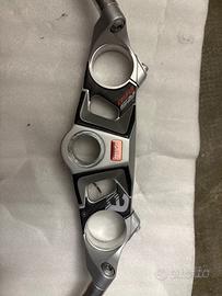 Piastra di sterzo Aprilia Rs 660_Manubrio