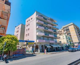 4 LOCALI A ROMA