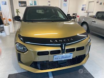 Lancia Ypsilon Hybrid e-DCT LX