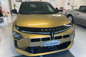 Lancia Ypsilon Hybrid e-DCT LX