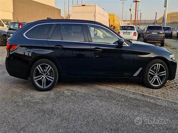 BMW 520 xDrive Business Auto MH48V Touring