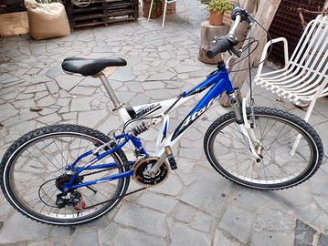bici Atala modello predator biammortizzata