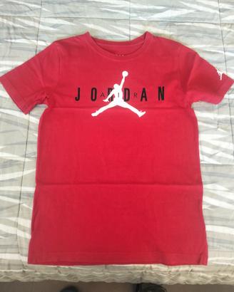 MAGLIETTA JORDAN ROSSA TAGLIA12-13A 147-163CM 9EUR
