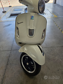 Vespa gts 300s con soli 11000km perfetta in tutto