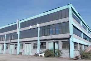 Capannone a Treviolo