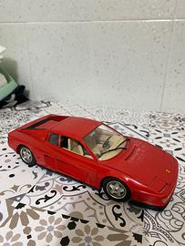 macchina da collezione ferrari testa rossa 1984